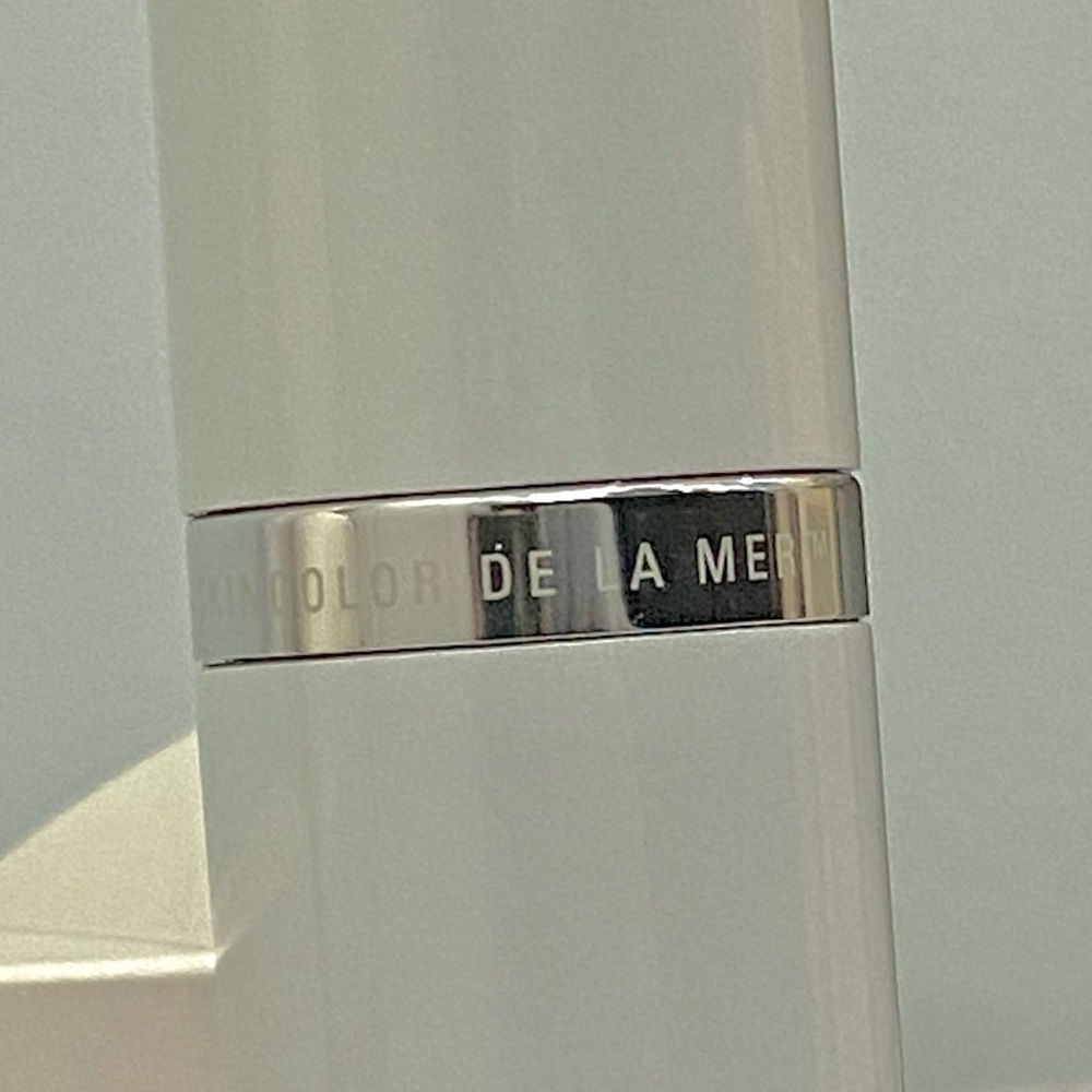 La Mer The Powder Brush - Picture 13 of 16